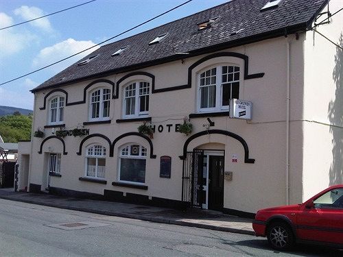 The Hendrewen Hotel Treorchy Exterior foto